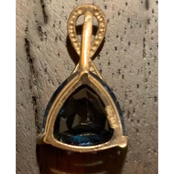 14K Gold Trillion Cut Blue Topaz Pendant - Picture 5 of 6